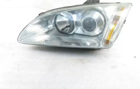 Ford Focus Headlight/headlamp 