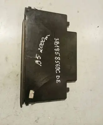 Volkswagen PASSAT B5 Cup holder 3B1858569C