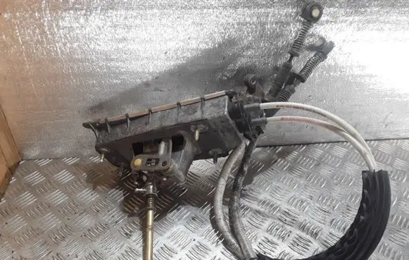 Skoda Fabia Mk2 (5J) Gear shift cable linkage 6Q0711049 6Q0711266 6Q0711265E
