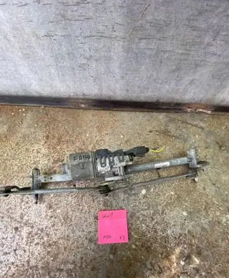 Skoda Fabia Mk1 (6Y) Front wiper linkage and motor 3397020701 6Y1955023C