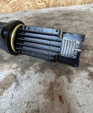 Mercedes-Benz C W203 Mass air flow meter 72263407
