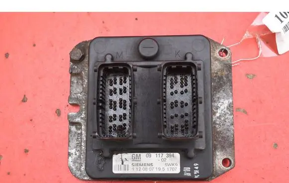 Opel Zafira A Engine control unit/module ECU 09117394