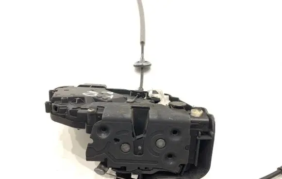 Volvo V70 Rear door lock 31253921