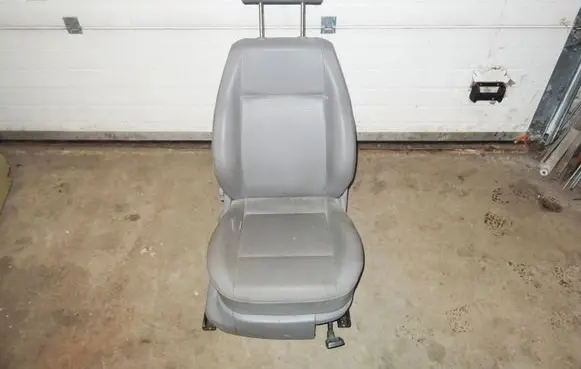Front passenger seat