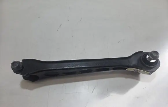 Chevrolet Camaro Rear suspension control arm 23415095