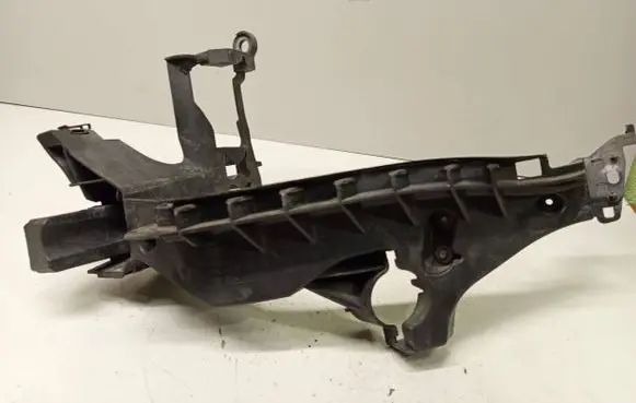 Audi A4 S4 B8 8K Headlight/headlamp mounting bracket 8K0805607B