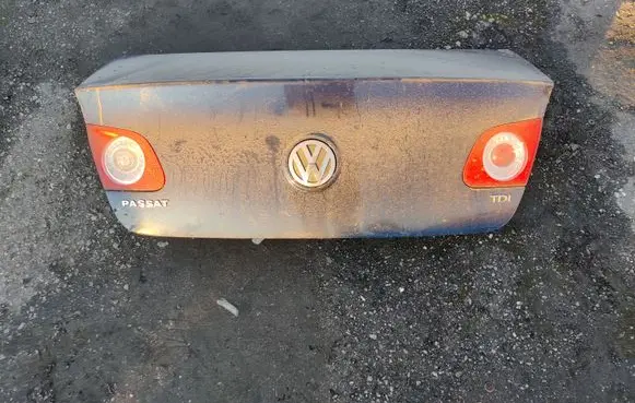 Volkswagen PASSAT B6 Tailgate/trunk/boot lid