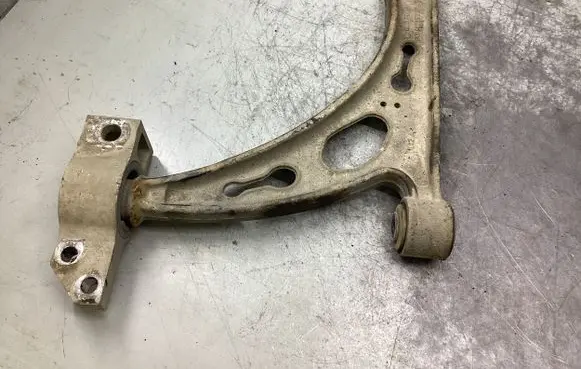 Audi A3 S3 8P Front lower control arm/wishbone 1K0407153G