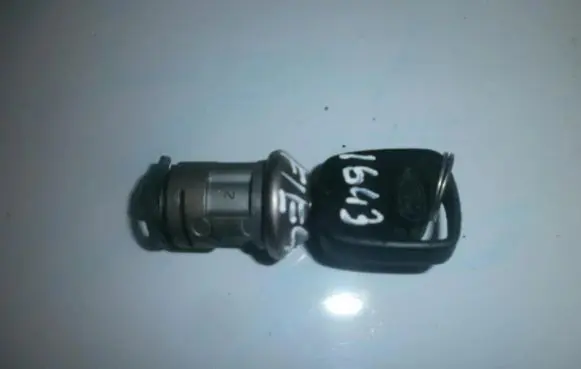 Ford Fiesta Ignition lock m179a
