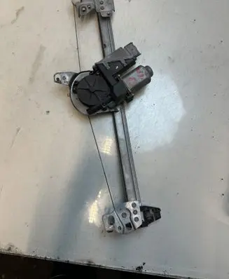 Citroen C3 Front door window regulator with motor 12331