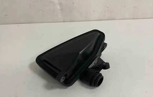 Mercedes-Benz E W211 Intake resonator A6421400087