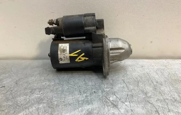 BMW 5 E60 E61 Starter motor 2354701