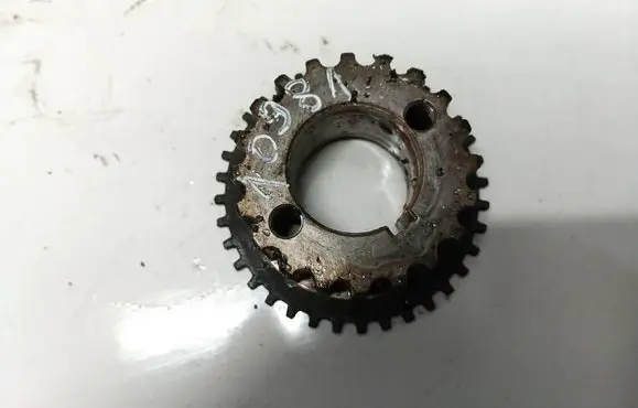 Toyota Corolla Verso AR10 Crankshaft pulley 
