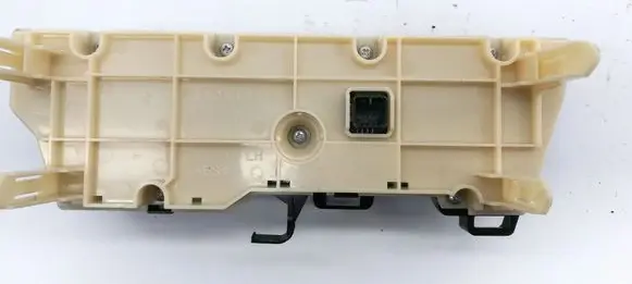 Toyota Prius (XW30) Interior fan control switch 75D726