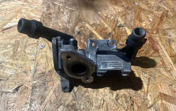 Land Rover Range Rover Velar EGR valve G4D39D475AD 704924130 012180054A
