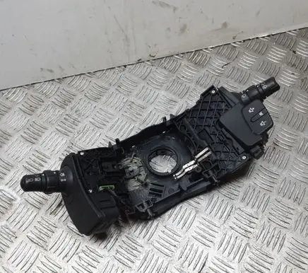 Renault Scenic II - Grand scenic II Wiper turn signal indicator stalk/switch 8200127727 61850004
