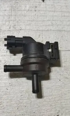 KIA Rio Valve vacuum 2901002100 2245182 9044060002