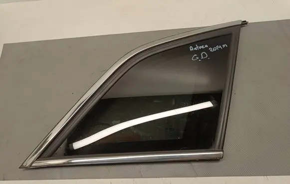 Opel Antara Rear side window 400413
