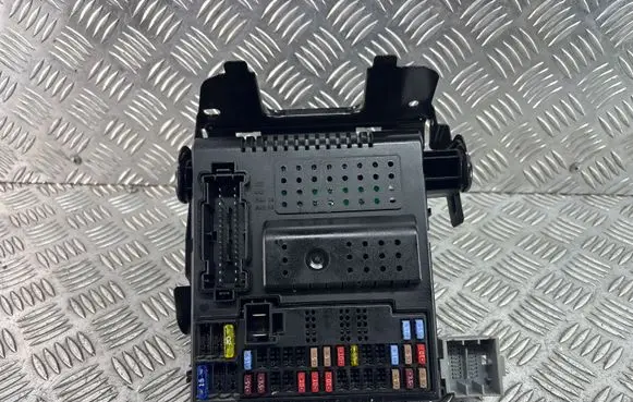 Volvo S60 Fuse module 30786889