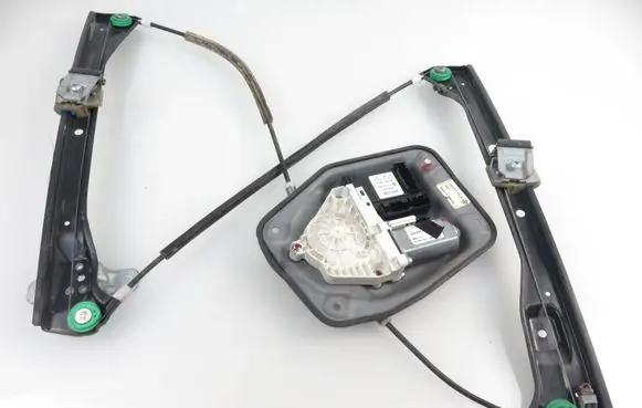 Volkswagen Jetta V Front door window regulator with motor 1K5837462B 1K0959792G