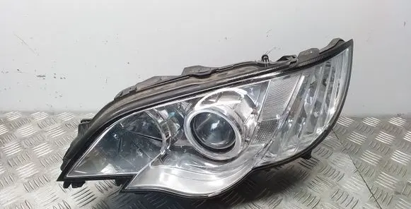 Subaru Outback Headlight/headlamp 10020954