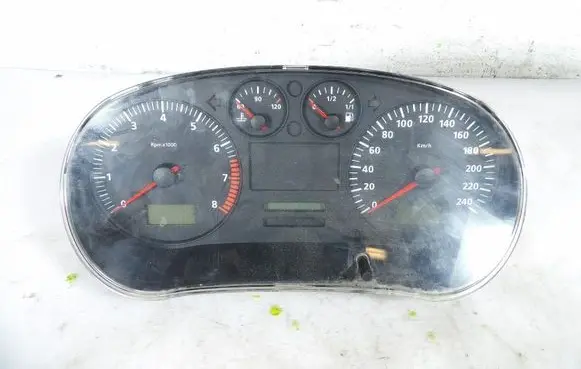 Seat Toledo II (1M) Speedometer (instrument cluster) W01M0920800A