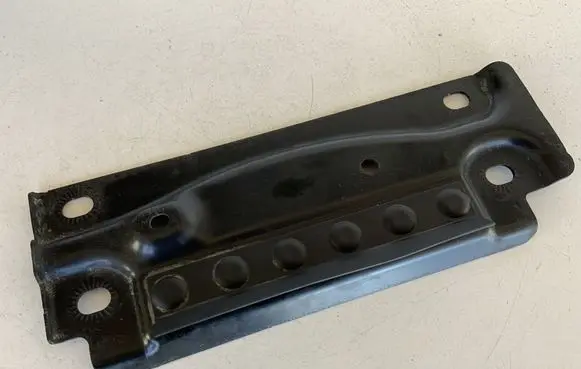 Muffler mount bracket/holder