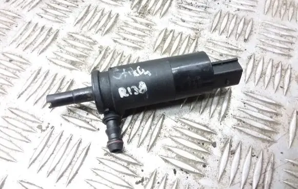 BMW 7 E65 E66 Headlight washer pump 8377613