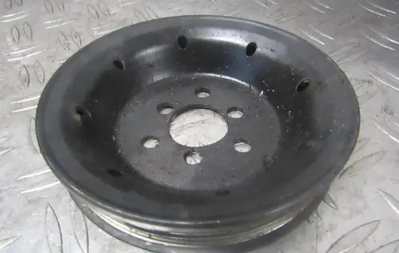 Audi A4 S4 B5 8D Power steering pump pulley 058145255c
