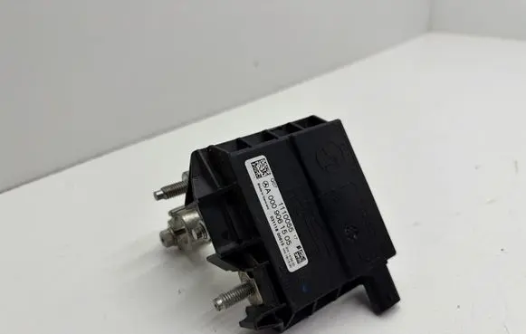 Mercedes-Benz GLC C253 Battery relay fuse A0009061505 1110055 03111800615