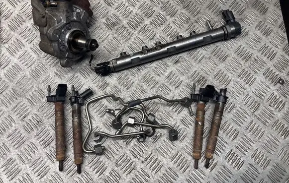 BMW X1 E84 Fuel injection system set 