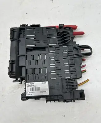 Volvo S60 Fuse module 30659092 019938 21052011
