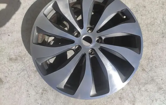 Bentley Flying Spur R22 alloy rim 3SE601025AB 3465979