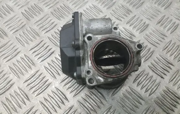 Volkswagen Golf V Throttle valve 03G128063Q A2C53380146