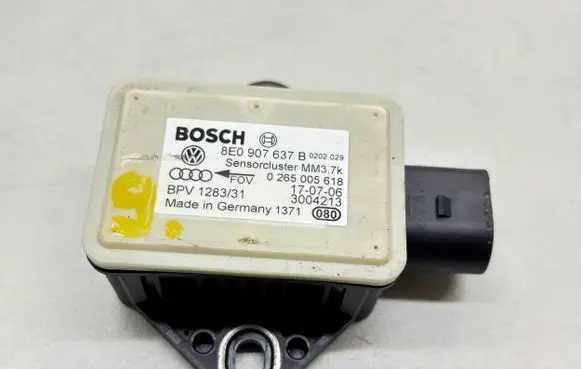 Audi A6 S6 C6 4F ESP acceleration yaw rate sensor 8E0907637B