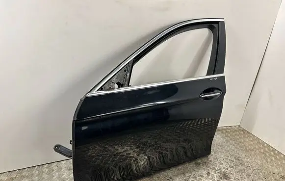 BMW 5 F10 F11 Front door 41009628753