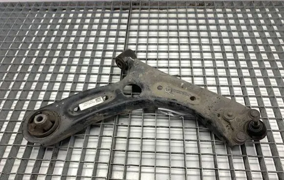 Hyundai i30 Front control arm 54501G4AA0