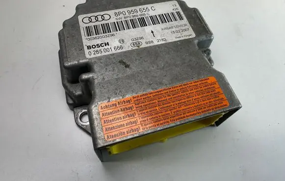 Audi A3 S3 A3 Sportback 8P Airbag control unit/module 8P0959655C 0285001666