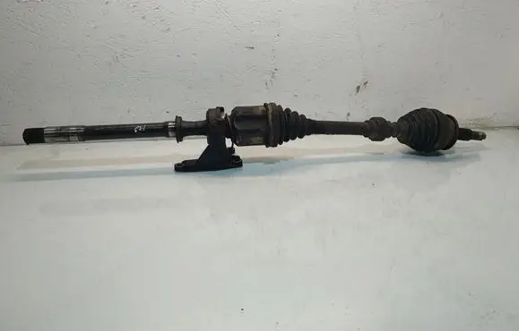 Toyota RAV 4 (XA40) Front driveshaft 