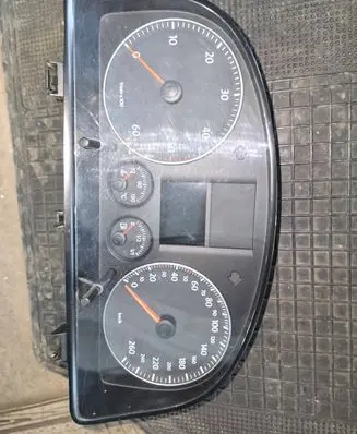 Volkswagen Touran I Speedometer (instrument cluster) 110080356003 108046