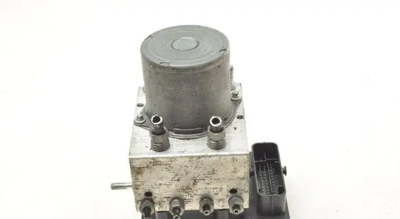 Jaguar XJ X351 ABS Pump GW9314F447AC