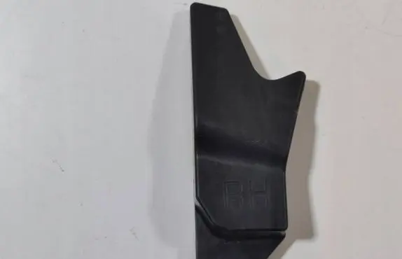 Tesla Model S Front bumper mounting bracket 1496692-00-B 149669200B 1496692
