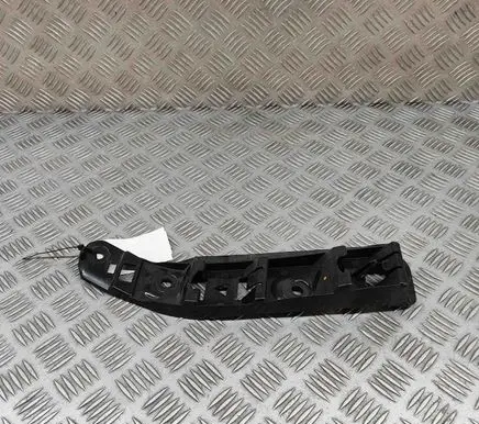 Rear bumper mounting bracket