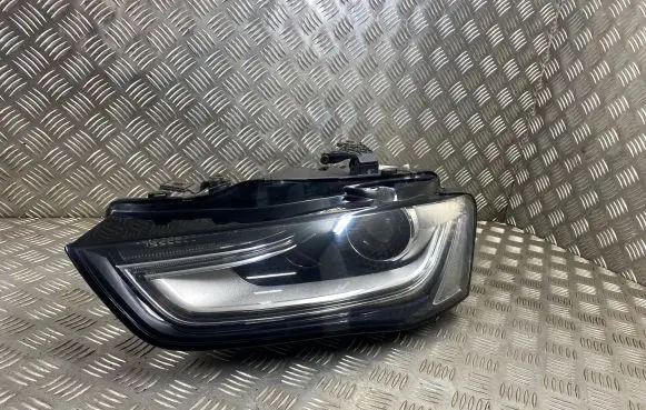 Audi A4 S4 B8 8K Headlight/headlamp 8K0941005A