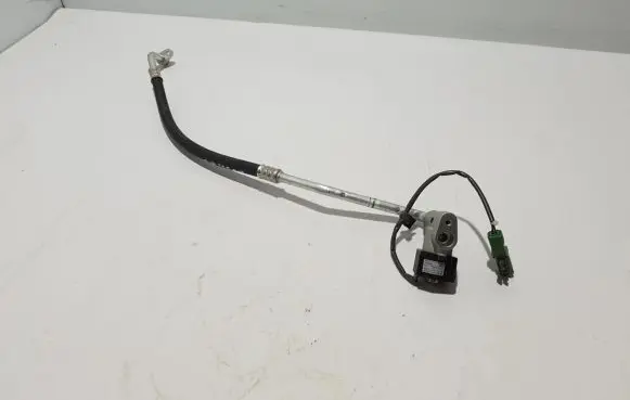 Renault Zoe Air conditioning (A/C) pipe/hose 924408565R