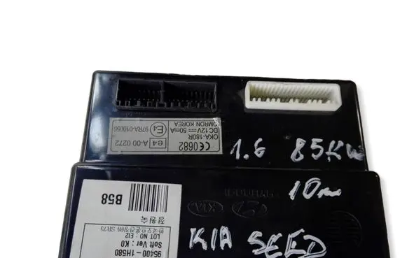 KIA Ceed Comfort/convenience module 954001H580
