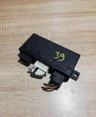BMW 5 E39 Door control unit/module 6904251