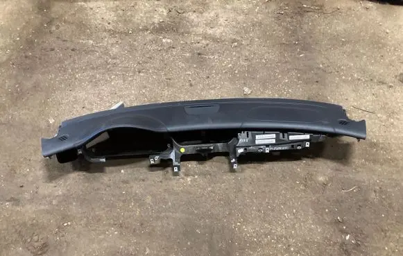 Mercedes-Benz CLS C219 Dashboard 2196800087 A2196800087