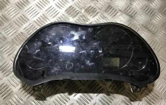 Toyota Avensis T250 Speedometer (instrument cluster) 8380005851b 83800-05851-b