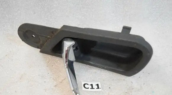 Mercedes-Benz C W203 Front door interior handle A3172010001